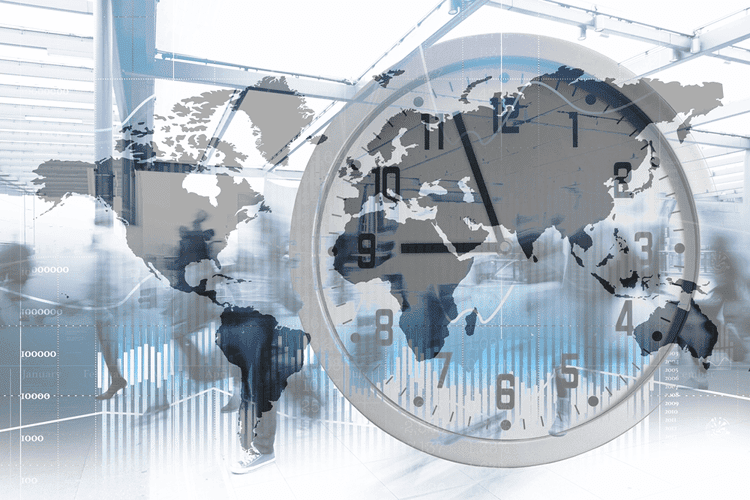 World map and clock showing trading time frames